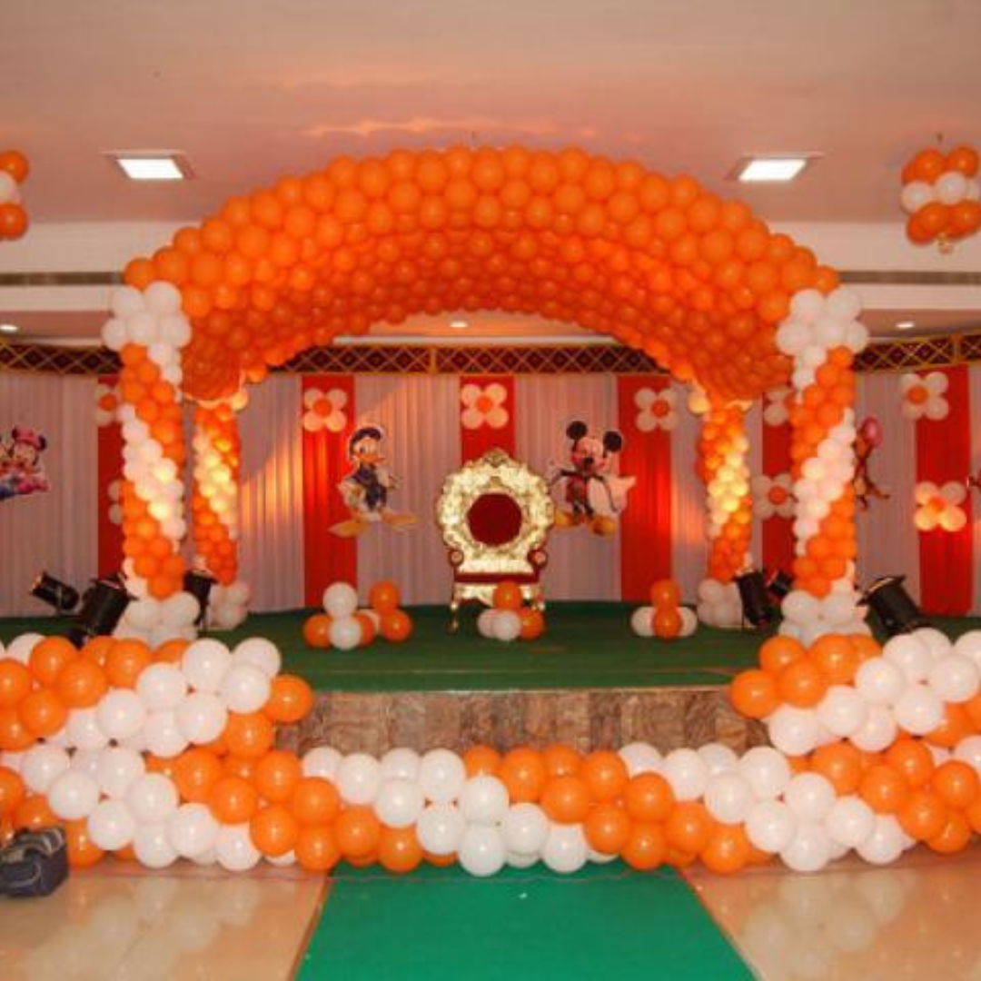 Balloon decoration for wedding